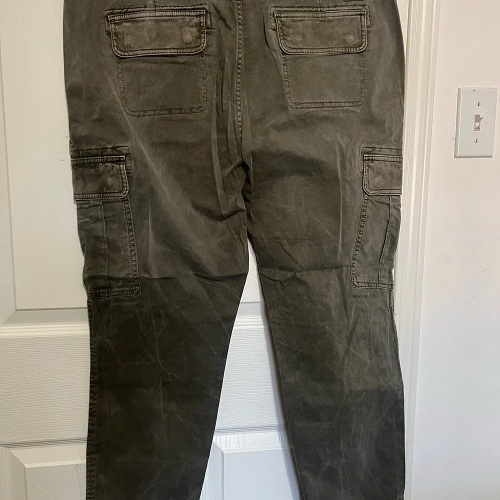 Eddie Bauer Cargo pants - Picture 4 of 4